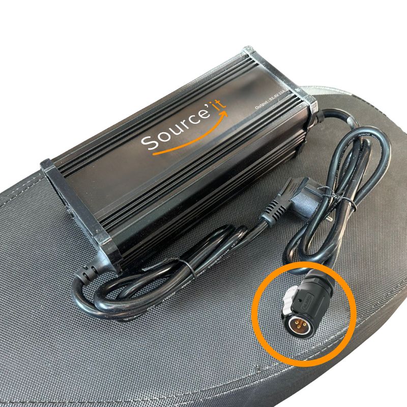 Chargeur pour batterie 80V 15A de Sur-Ron Light bee, Sur-Ron Ultra Bee et Talaria - Source'IT